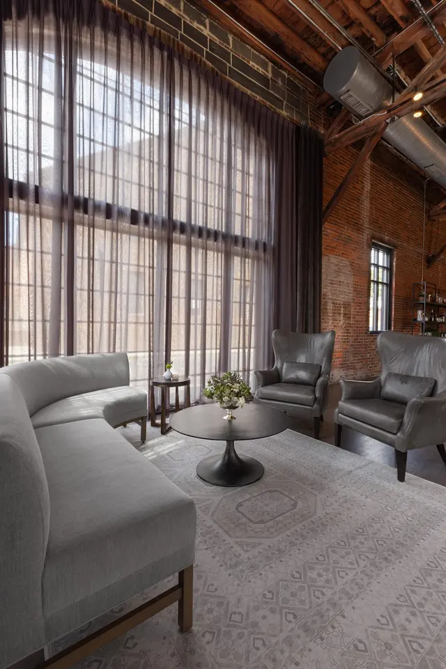 High Line Car House — photo from the business 7