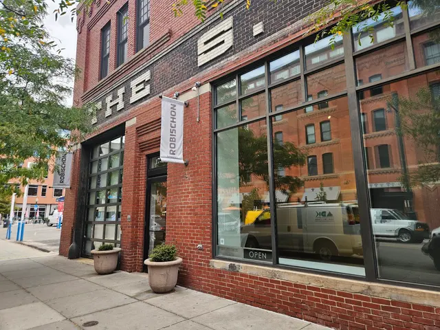 Robischon Gallery — customer photo 2