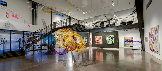 Space Gallery — photo from the business 1