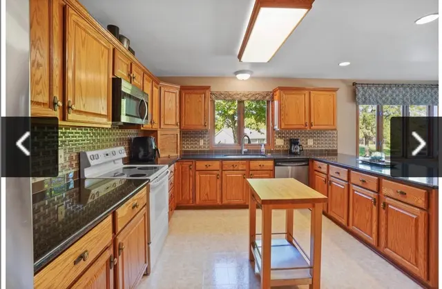 Customer photo of work by Kitchen Refresh Milwaukee, from Karen Petersen's review
