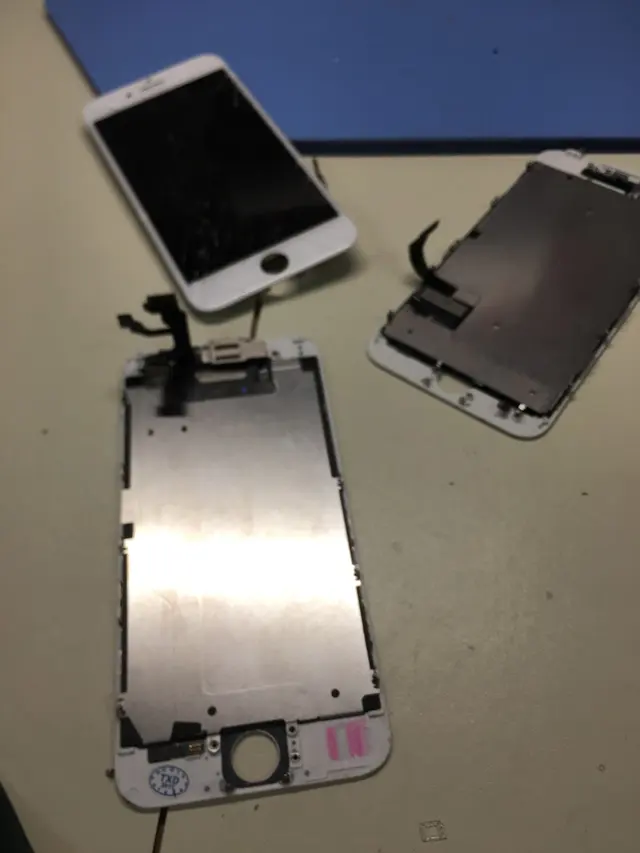Quik Fix Phone Repair - East — customer photo 10