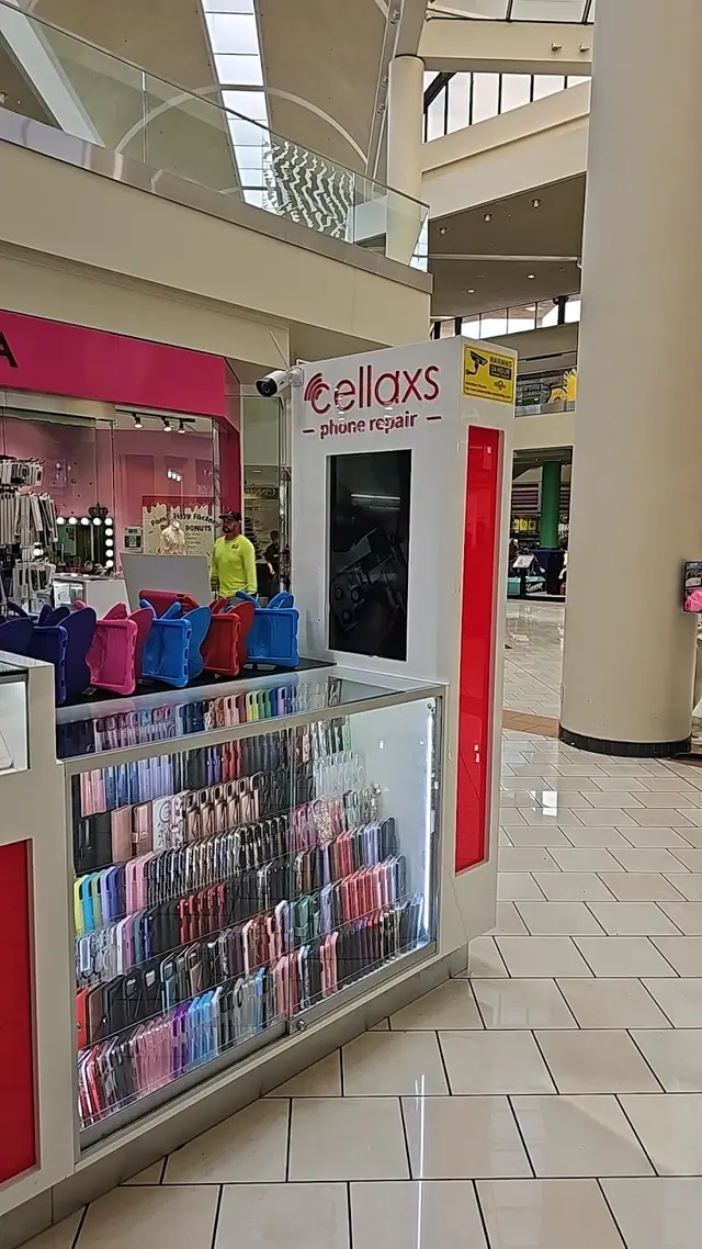 Cellaxs - Phone Repair — customer photo 4