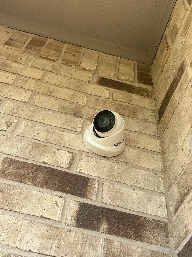 Customer photo of work by Avenger Security, from Patyy Fabela's review