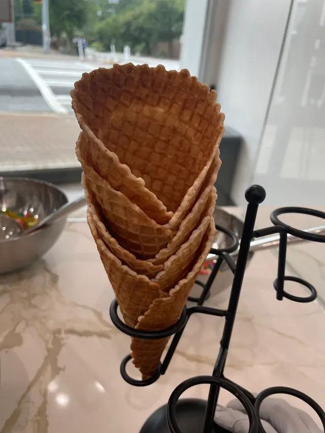 Aiskrimu Ice Cream Bar — photo from the business 12