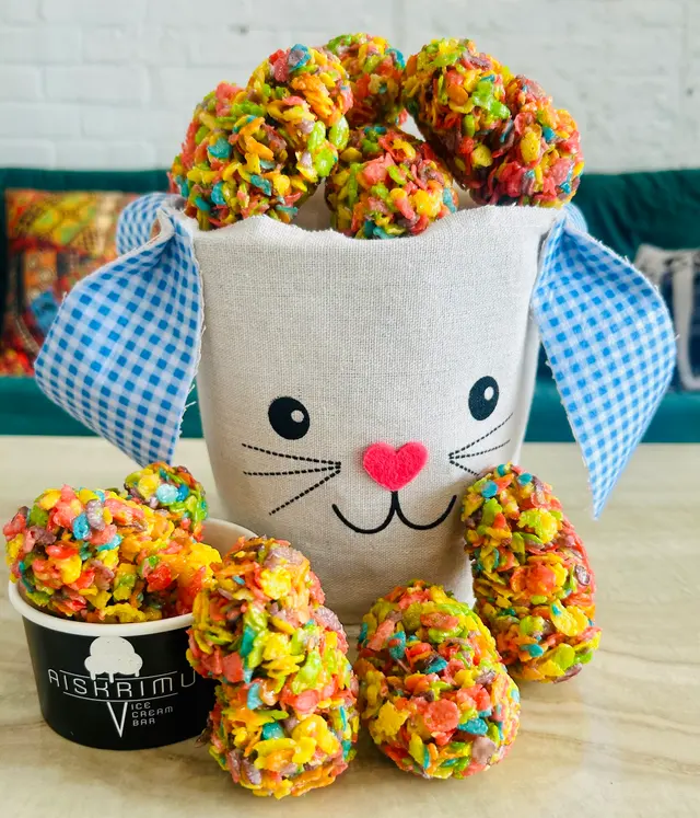 Aiskrimu Ice Cream Bar — photo from the business 10
