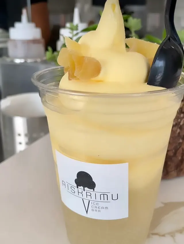 Aiskrimu Ice Cream Bar — photo from the business 2