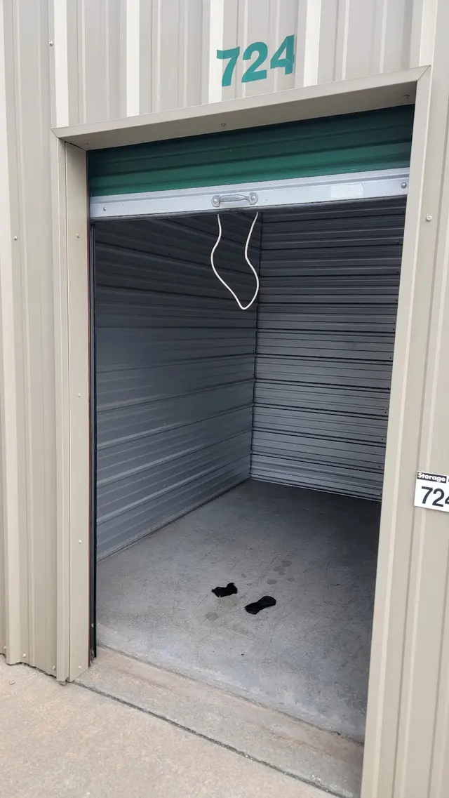 StorageMart — customer photo 8