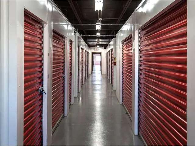 Extra Space Storage — photo from the business 2