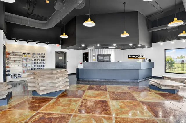 StorageMart — photo from the business 7