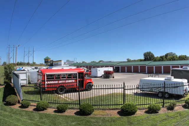 StorageMart — photo from the business 6