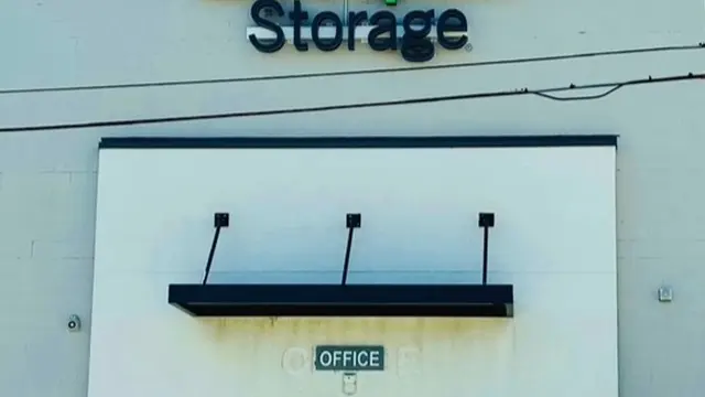 Extra Space Storage — photo from the business 9
