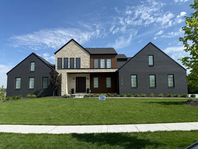 Vanguard Window Cleaning & Holiday Lighting — photo from the business 1