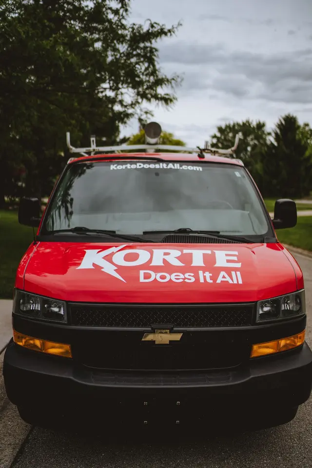 Korte Does It All — photo from the business 12