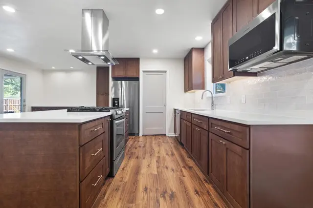 ICO Construction & Remodeling Kitchen & Bath Plano TX — photo from the business 7