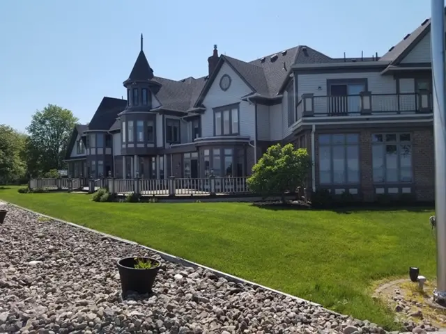 Highland Contractors — photo from the business 9