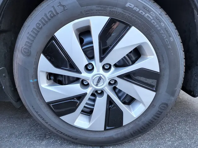 Arrow Center Tires — photo from the business 9
