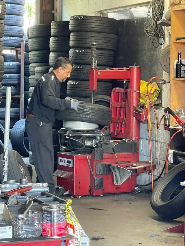 Chino 輪胎店Sergio's Tires — customer photo 11