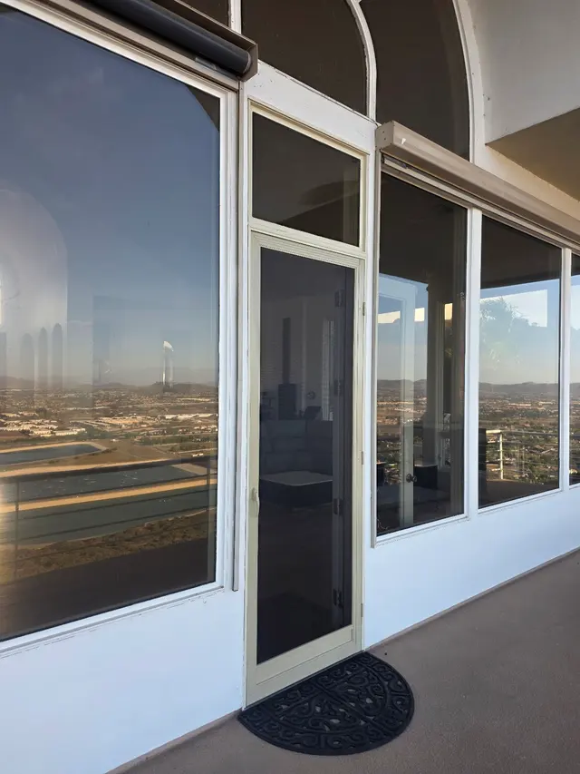 S.O.S. Mobile Screens — photo from the business 4