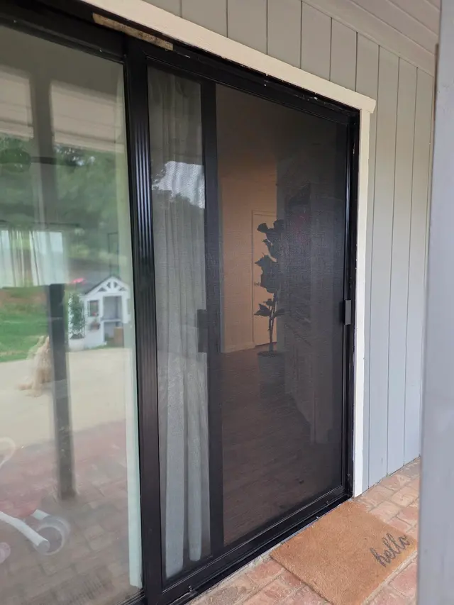 S.O.S. Mobile Screens — photo from the business 7