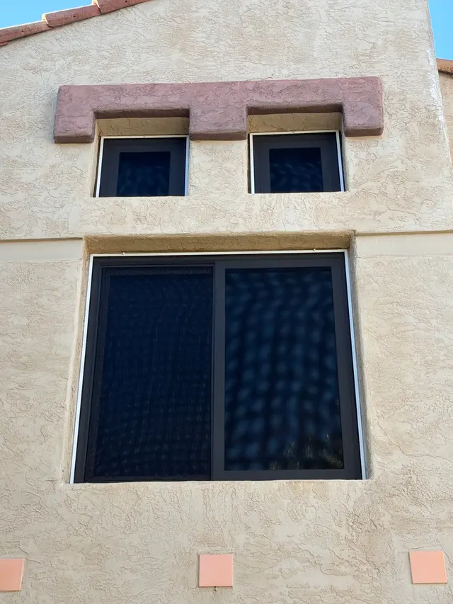 Customer photo of work by S.O.S. Mobile Screens, from Bella Sphinx's review