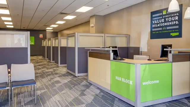 H&R Block — photo from the business 1