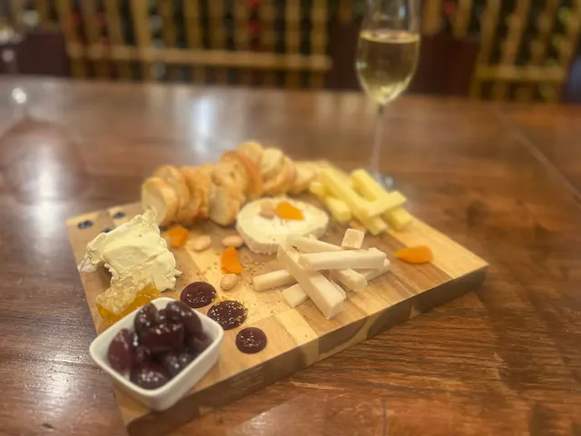 Packing House Wines — photo from the business 9