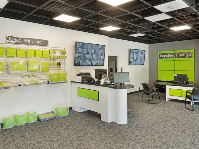 Extra Space Storage — photo from the business 2