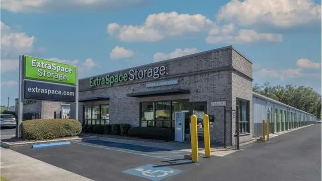 Extra Space Storage — photo from the business 1