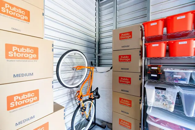 Public Storage — photo from the business 9