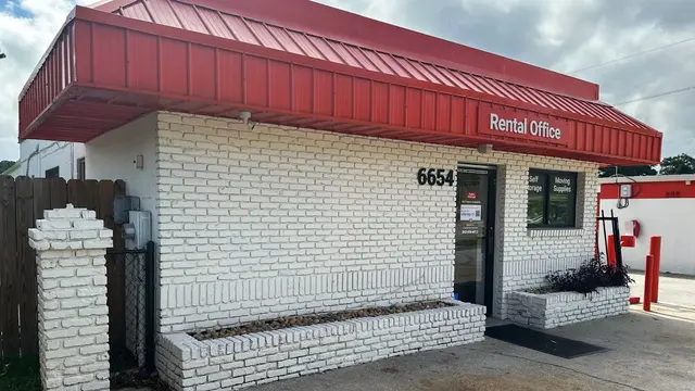 Public Storage — photo from the business 1
