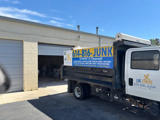Lug Stars Junk Removal — photo from the business 3