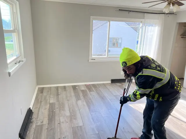 Bond Strong Moving & Hauling — customer photo 6