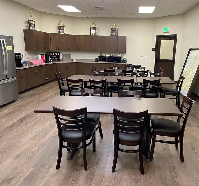 Caliber Office Furniture — photo from the business 9