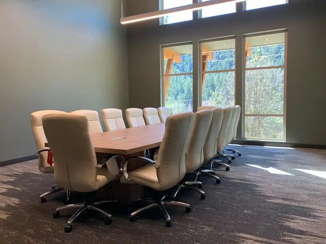Caliber Office Furniture — photo from the business 4