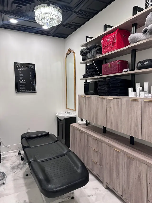 PURE Beauty Salon — photo from the business 11