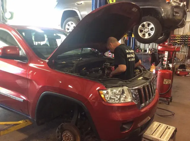 Oakmont Automotive — photo from the business 8