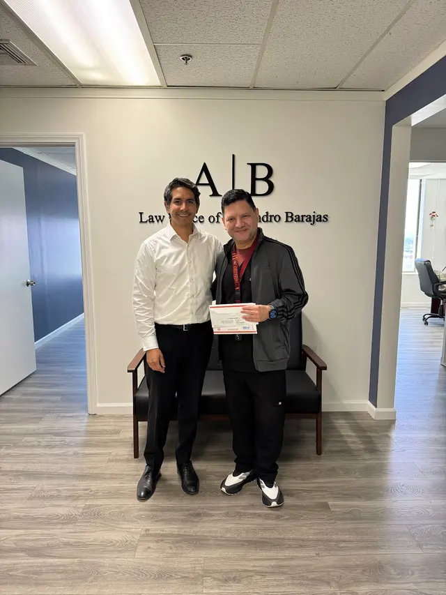ABOGADO DE INMIGRACIÓN ALEJANDRO BARAJAS — photo from the business 9