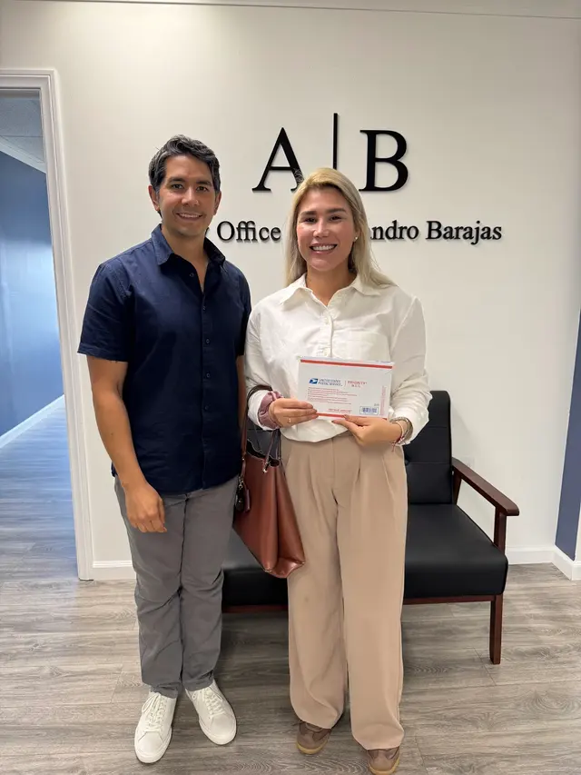ABOGADO DE INMIGRACIÓN ALEJANDRO BARAJAS — photo from the business 11
