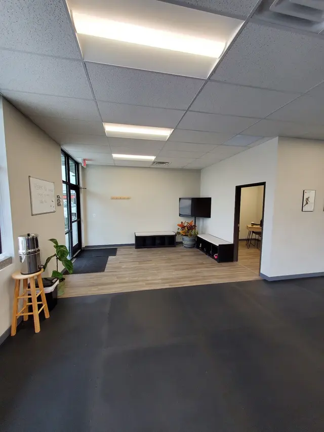 MOVEWELL Iowa — photo from the business 4