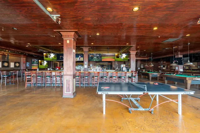 Eddie's Tavern & Social - Bossier City — photo from the business 11