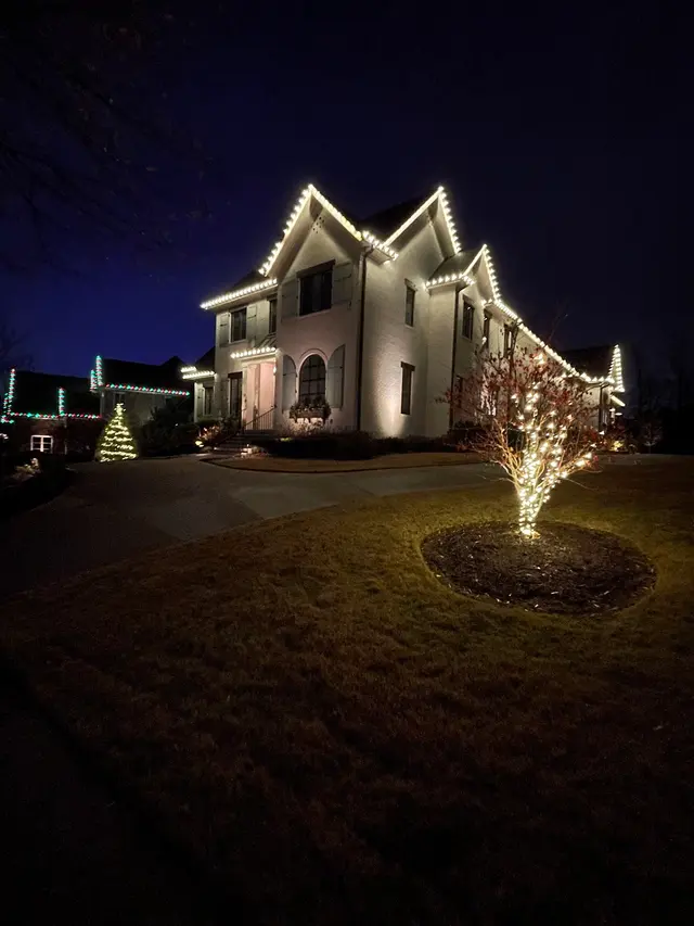 Walters Holiday Lighting — customer photo 2