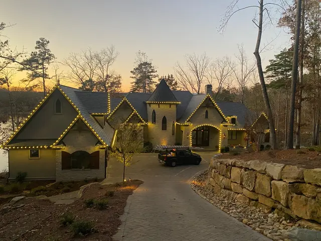 Walters Holiday Lighting — photo from the business 8
