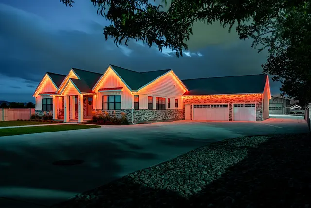 Greenville Trimlight — photo from the business 7