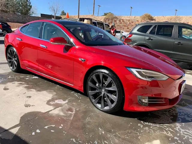 Mike's mobile Detail carwash — photo from the business 3