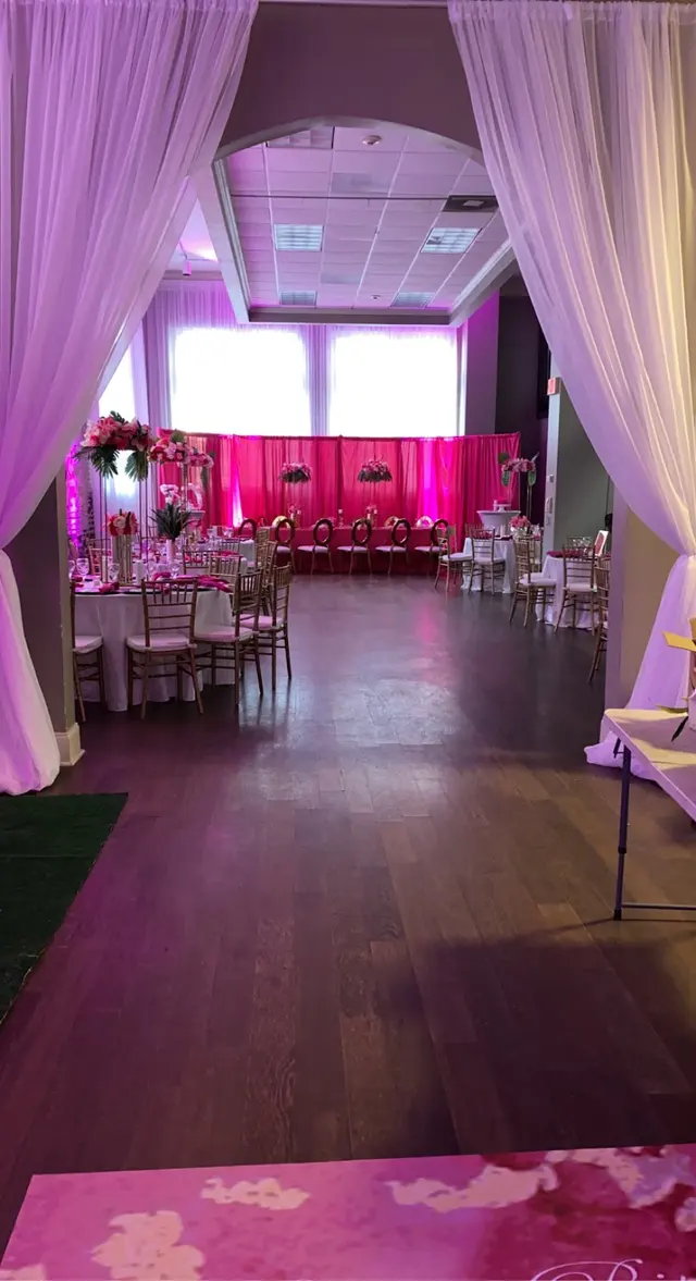 The Avenue Downtown Event Center (salon de fiestas) — photo from the business 8