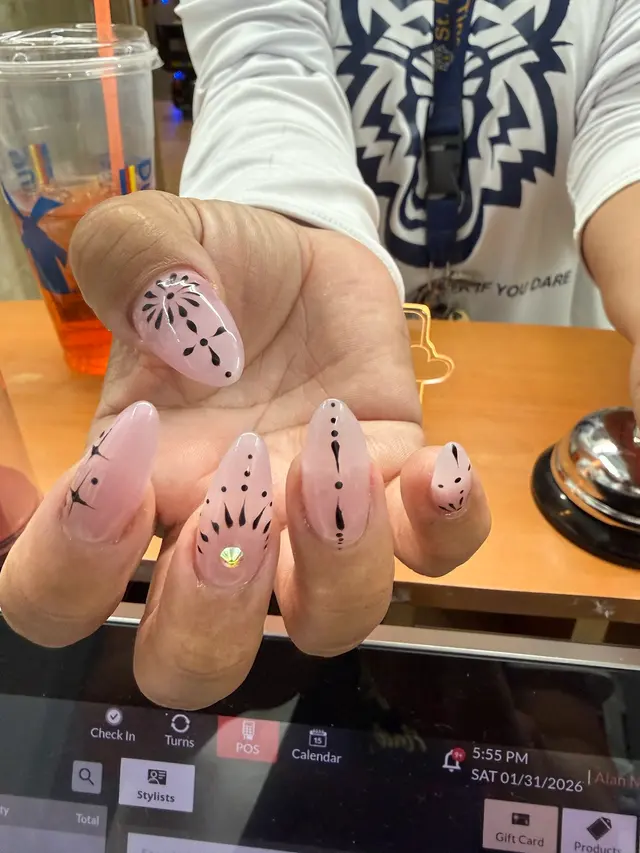 HANNAH NAIL SPA — photo from the business 12