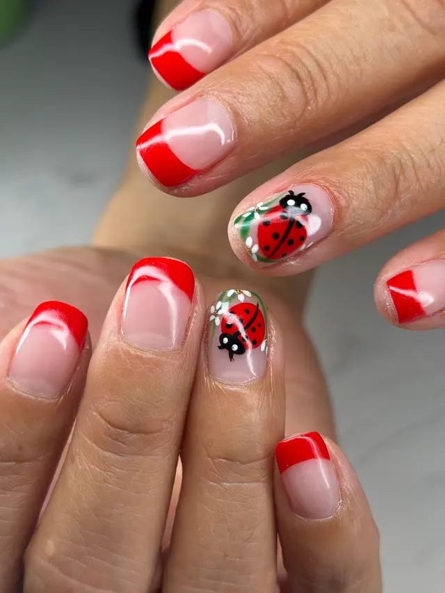 Luna Nails Studio in LuxSpace — photo from the business 7