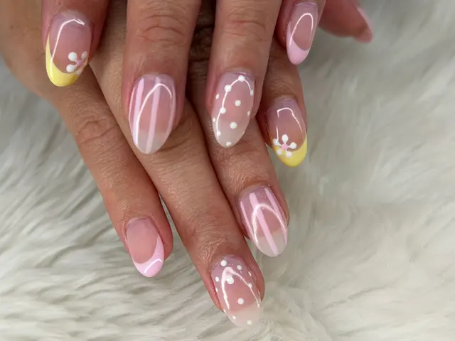 Luna Nails Studio in LuxSpace — photo from the business 2