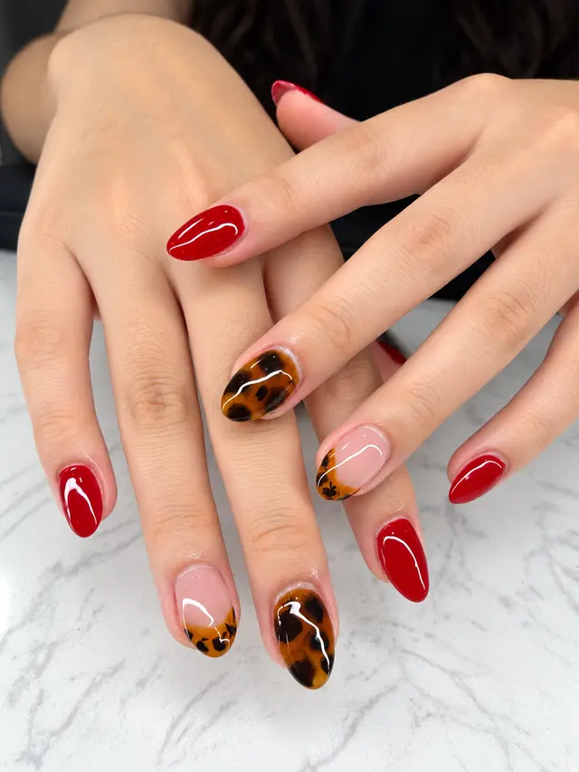 Luna Nails Studio in LuxSpace — photo from the business 5