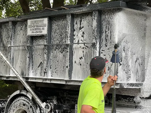 Gregory Roll-Off Containers — photo from the business 6